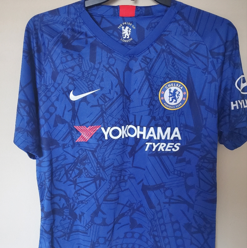 Authentic Nike Dri-FIT Chelsea FC Soccer Kit/Jersey,  Size: XL